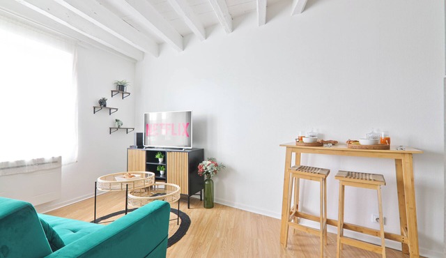 Évasion Urbaine : Studio Cosy à Deux Pas de la Nature