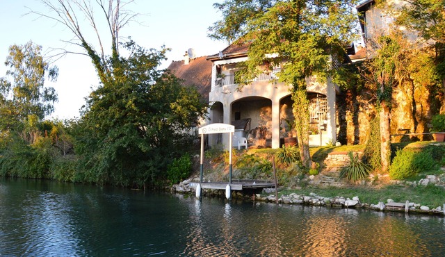 Ô Pied Dans l'O Maison de Charme au Bord de L'eau. Idéal Entre Amis, en Famille