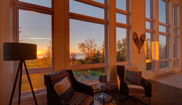 Ô Vitré Spa | Relax with St-Lawrence Views