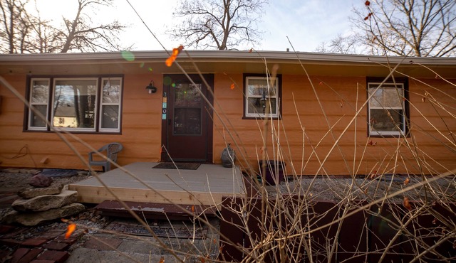 Ąrt Ħouse .06mi 2 DT| Garage| No cleaning fees