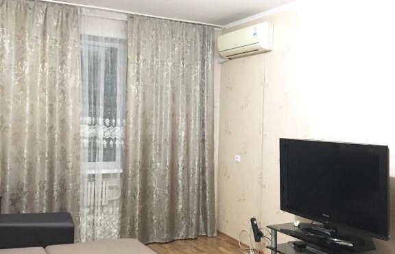 Апартаменты на Четаева 35