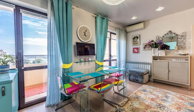 Балкон на море