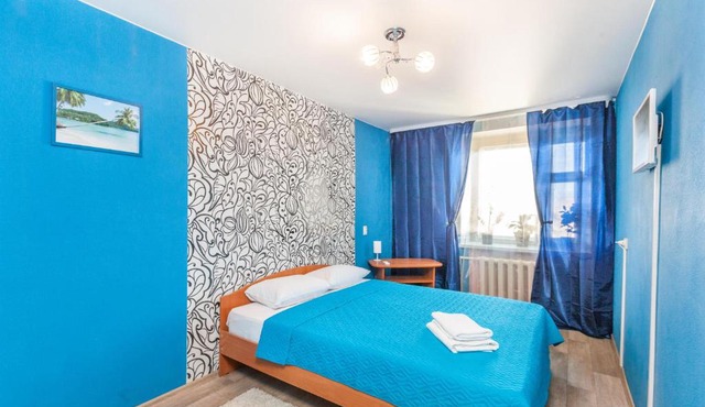 Двухкомнатные апартаменты в районе ТРЦ Кристалл, Ашан