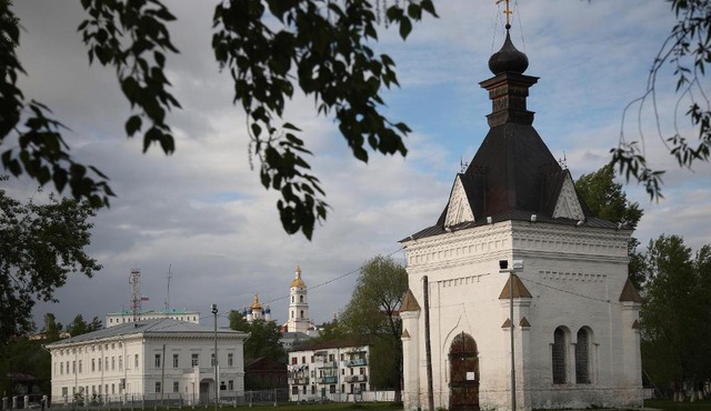 Нефтехимик