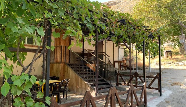 Тихий дворик