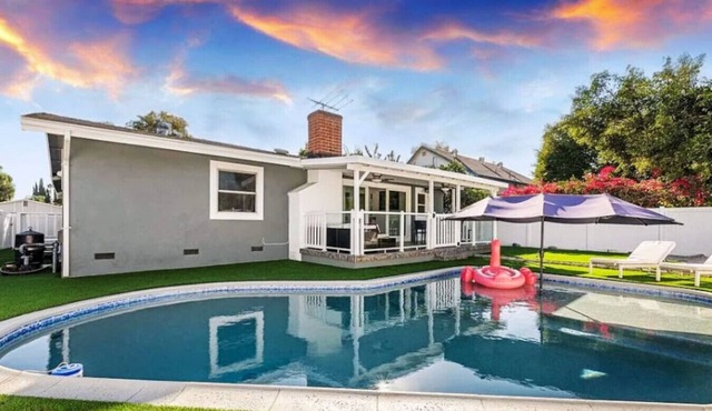 ৎ୭Love & LuxuryHeart Shaped Pool Paradiseৎ୭