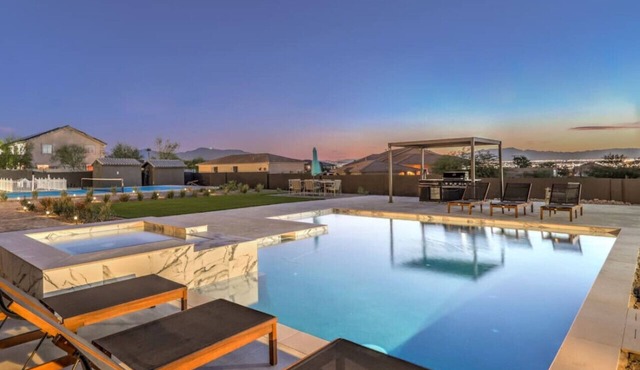 ᨒ CIELO Modern Pool Oasis. Pickleball+Dog Friendly