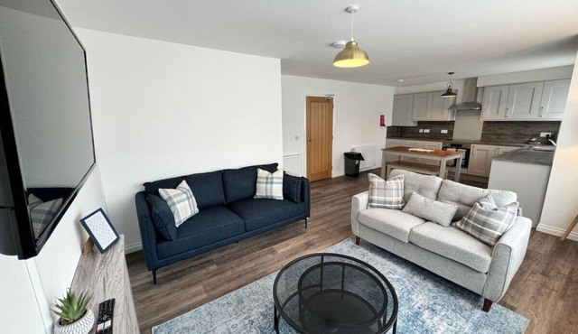 0/1 Inchmoan Apartment