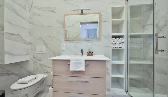 0. Apartment #2 People #1 Bedroom #Paris 15 #Retail #AC