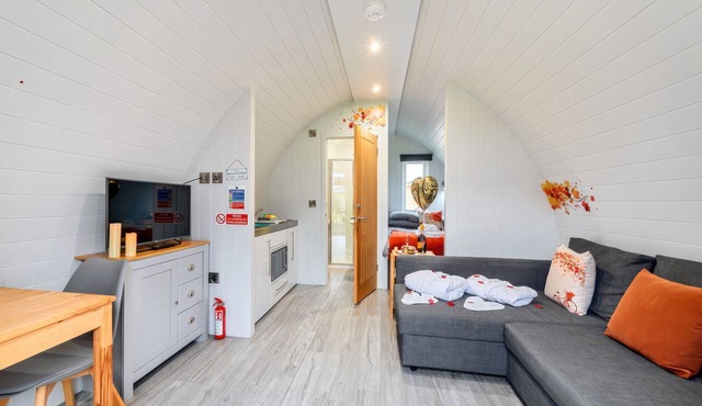 0 bedroom accommodation in Pershore