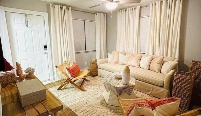 01 Wonderful Port Apartment #5 - 2 Bedroom