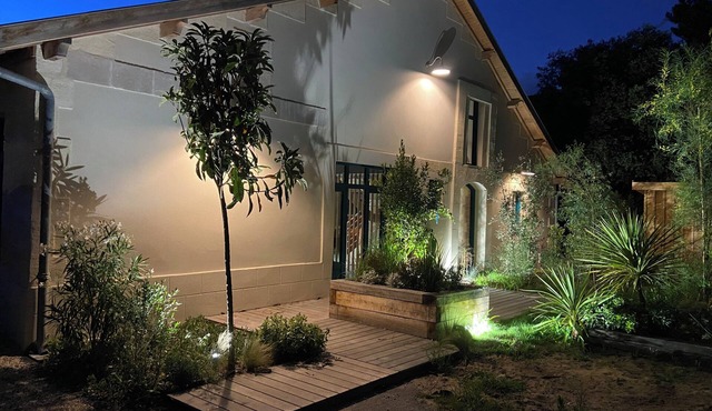 023 - Magnificent duplex villa with swimming pool