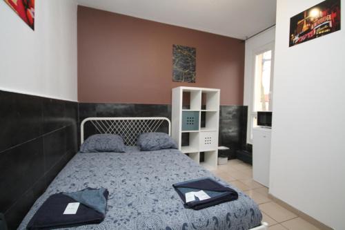 06 - Chambre avec TV proche Paris et transports WIFI