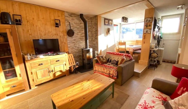 06BC - Valberg ski station : 4-person apartment 300m from the slopes