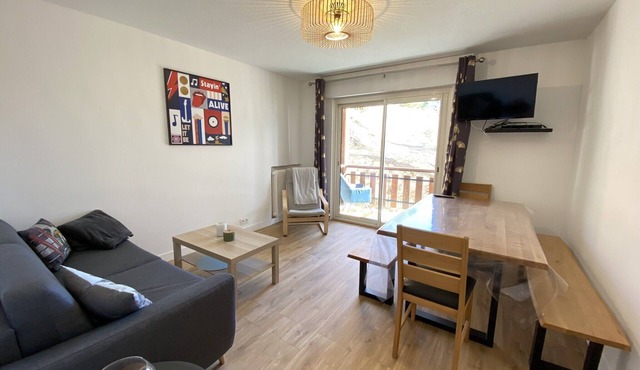 06BD - Nice 6-person apartment facing the slopes