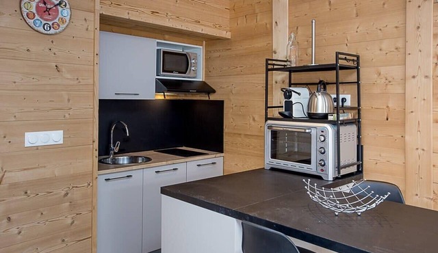 06BR : Beautiful renovated studio at the foot of the slopes