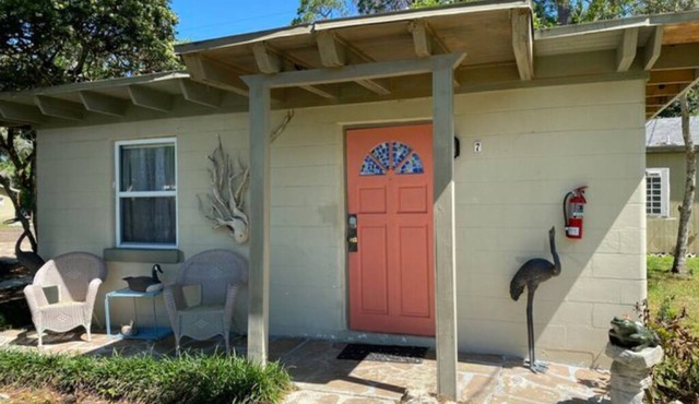 07) The Crane Cottage