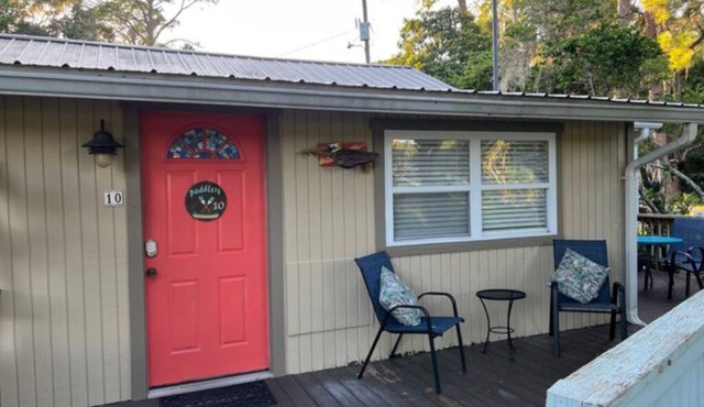 09) Artist's Cottage