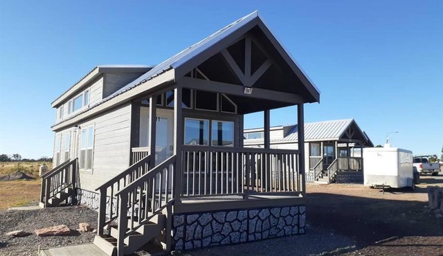 093 Star Gazing Tiny Home nr Grand Canyon South Rim Sleeps 8