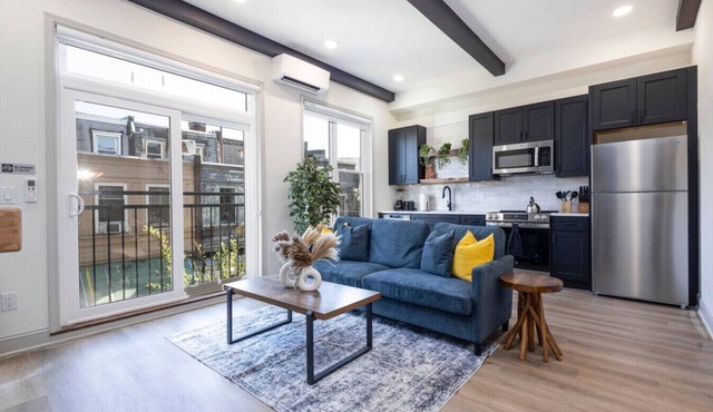 1/1 Across from Fairmount Park | 10 mins to DT (E)