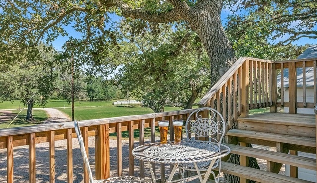 1/1 Loft | Queen Bed | Fire-pit | Pet Friendly w/fee