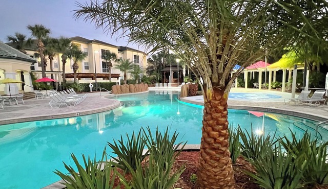 1-101 Legacy Dunes, Just Steps to the Beach Style Pool, Minutes to Disney!