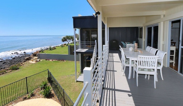 1/139 Woongarra Scenic Drive