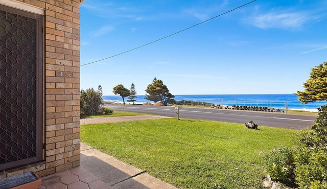 1/15 Dalmeny Drive, Kianga