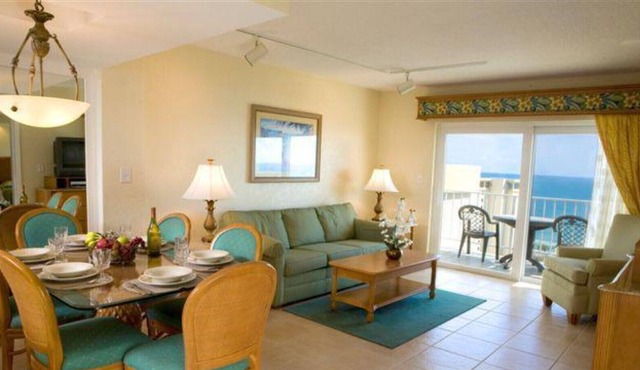 "1" 2 bed 2 bath condo 1 block off beach sleeps 8