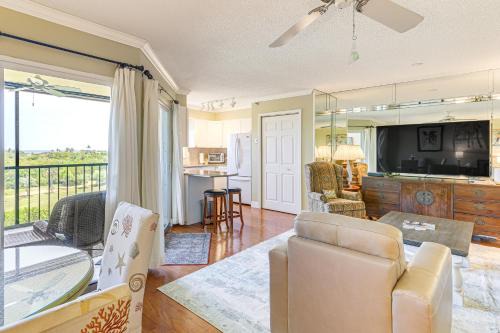 1/2 Mi to Jupiter Beach: Penthouse Condo w/Views