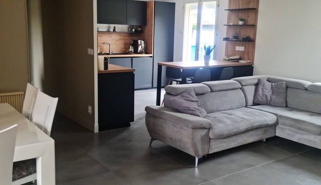 1, 2 or 3 bedrooms in house near Groupama Stadium Lyon Decines Meyzieu