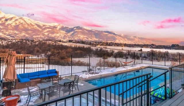 1, 30 Off Rental Car, Pool & Jacuzzi, 0 Fees, Crib