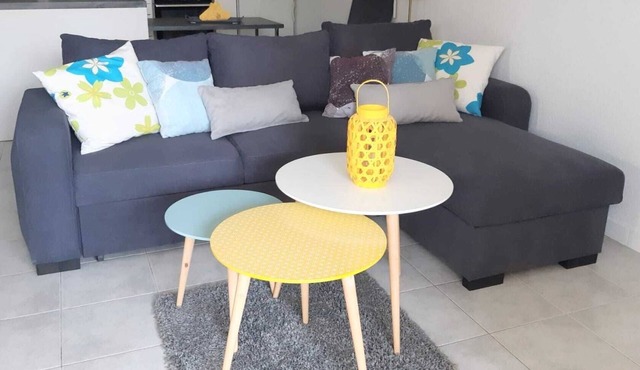 1-4 pers air-conditioning-pool-garden-parking