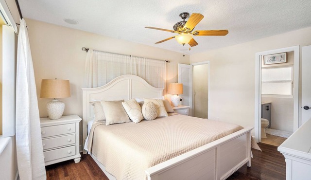 1.5/h theme parks, close to mall, golf course, 15min to beach, 5min Downtown!