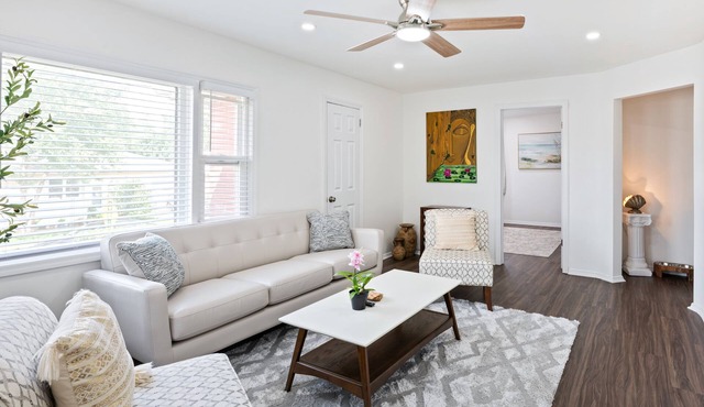 1.5 mi to Rutgers University, RWJ, Saint Peter's, Pet Friendly, Laundry, Parking