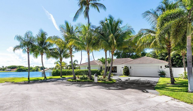 1-7 Months-April 15-Nov.15-pool-Lake Eden Sunsets! Boating-8min to Atlantic Ave!