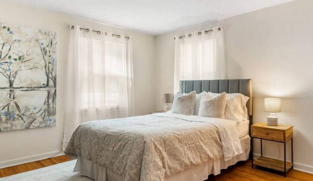 ☕️1.8 acres☕️Fast Wifi☕️W/D☕️Pets OK☕️Full Kitch☕️