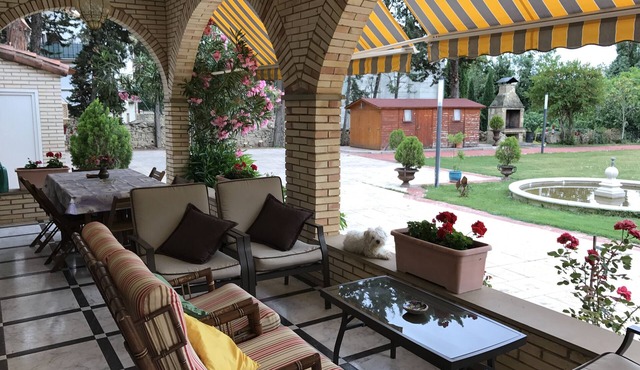 1-8 perso, Casacelin 8 km LOGROÑO, WIFI, TV, Garden, Parking, Barbecue, Porch