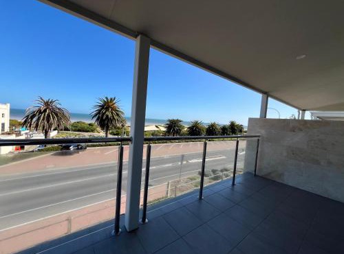 1 95 Esplanade, Semaphore
