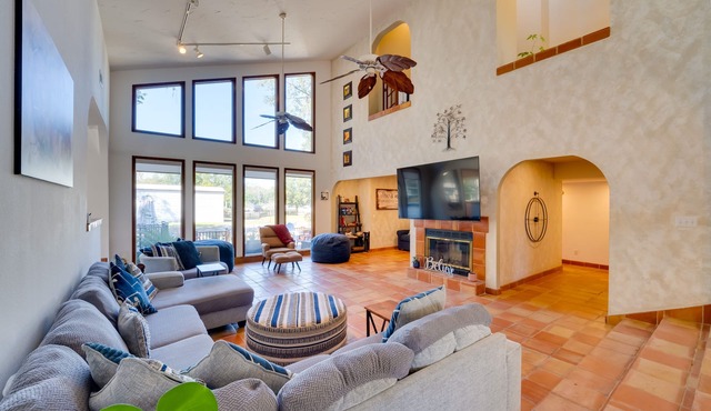 1-Acre Backyard & Gym: Spacious Apopka Escape!