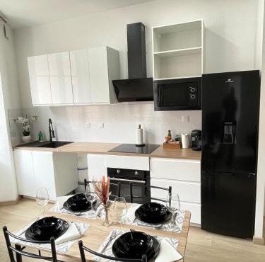 1-Appartement calme et bien rénové avec 2 chambres