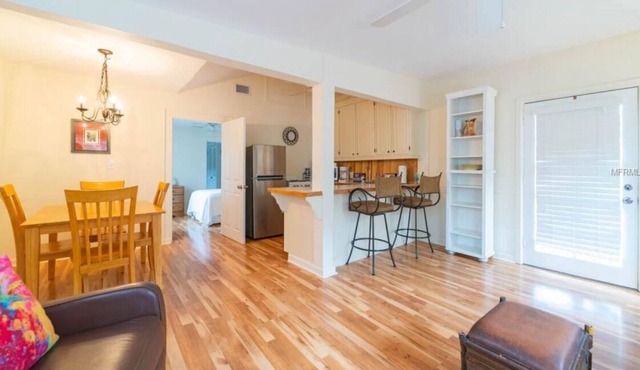 1. Bahia Bungalow near Downtown, Lido & Siesta Key #1