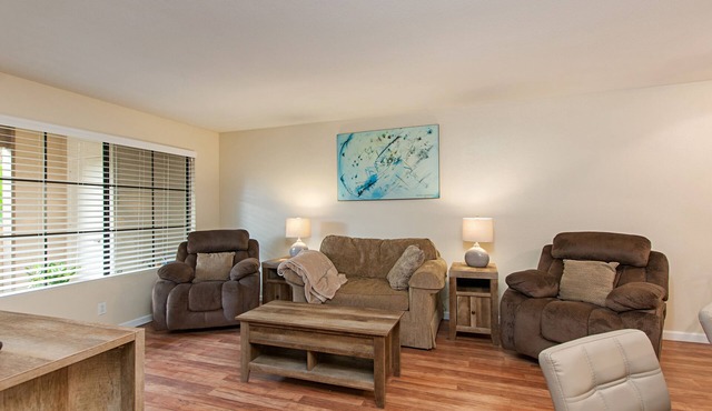 1 bd, 1 bath, 10 mn from Del Mar beaches, racetracks