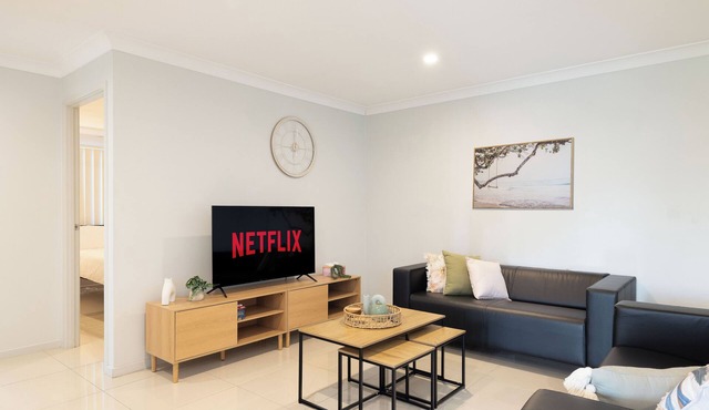 1 Bdr Apt! Garage! Balcony! GST Credits! 121D1