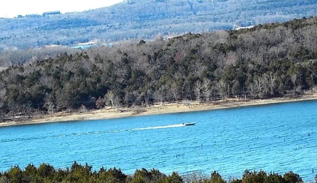 1 BDRM DELUXE, LAKE VIEW AT WESTGATE BRANSON LAKES RESORT, TONS OF AMENITIES