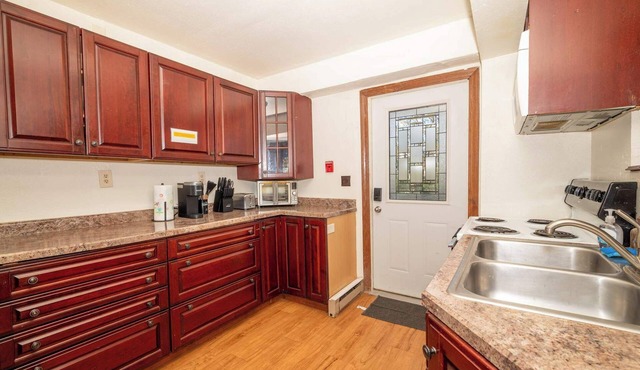 1 Bed, 1 Bath at Riverview Apartments!