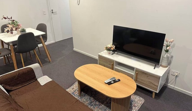 1-Bed Apt in Footscray with Pool Gym and WIFI