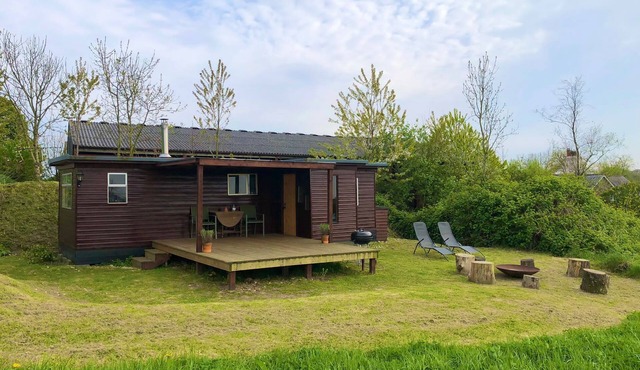 1 Bed Cabin - Sleeps 2 - 15 mins from Lyme Regis