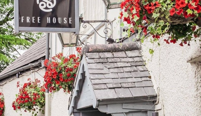 1 Bed Flat - Sleeps 2 - Parking - Wifi