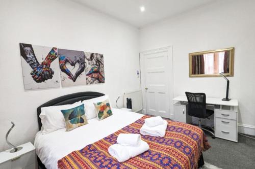 1 Bed Flat - Sleeps 2 - Parking - Wifi